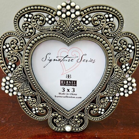 Burnes of Boston Ornate Heart-Shaped Frame in Antique Gold - Picture 1 of 7